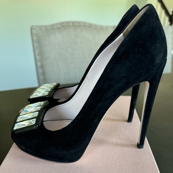 Gorgeous Miu Miu heels, worn only twice. - Picture 1 of 5